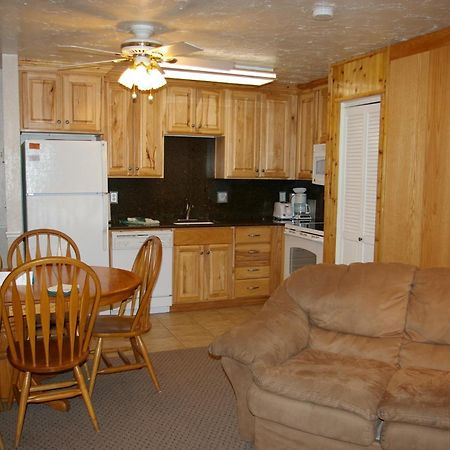 Multi Resorts At Bear Lake Garden City Habitación foto